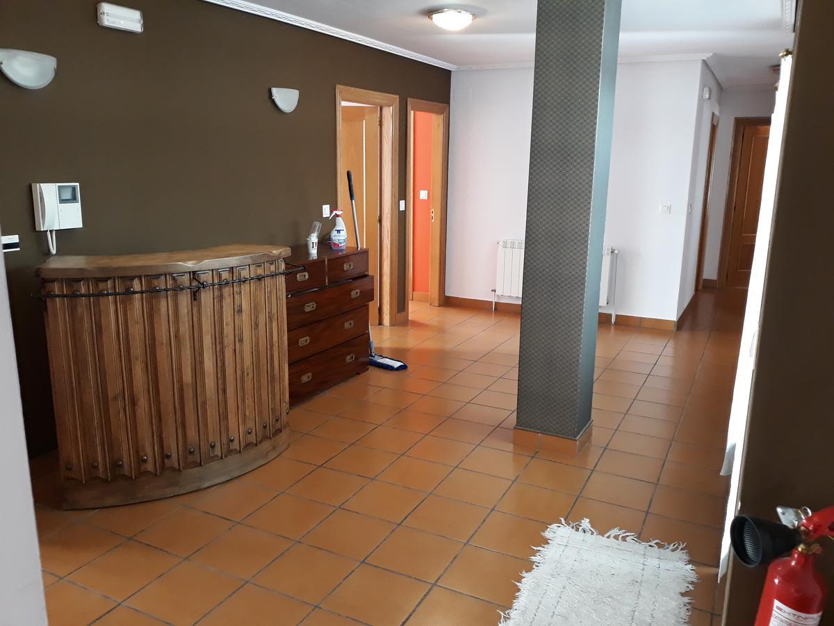 Hostal Ardoi Zizur Mayor ภายนอก รูปภาพ