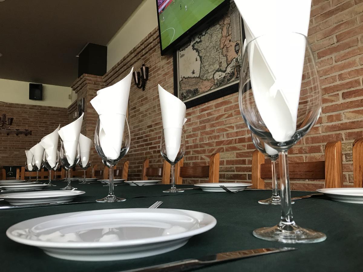 Hostal Ardoi Zizur Mayor ภายนอก รูปภาพ